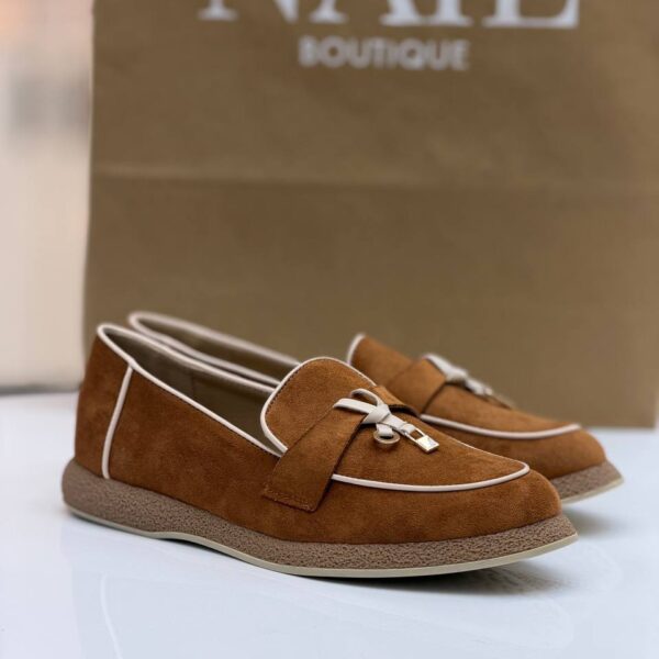 mocassin j-80